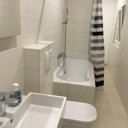 Kvarner Apartman *